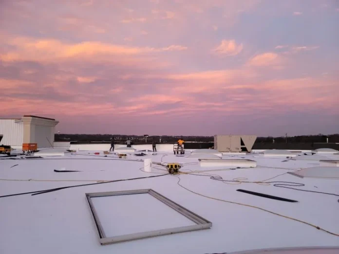 roof installation and replacement services